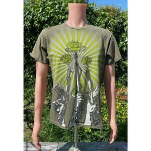 Vintage Shepard Fairey OBEY “Guns And Roses” T Shirt Size Medium Made In USA